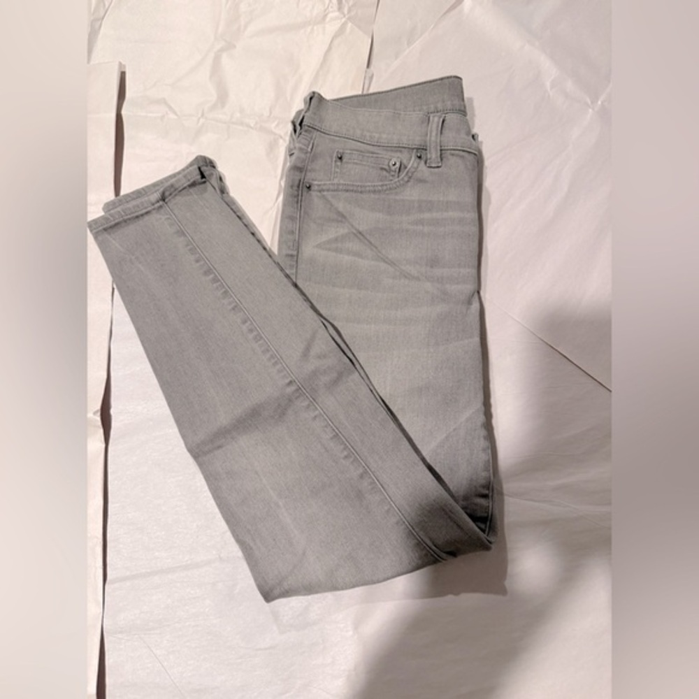J. Crew Classic Gray Skinny Jeans - NWOT - 27
